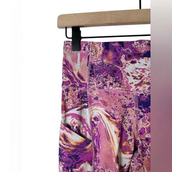 Lululemon SeaWheeze Fast and Free High-Rise Tight 25"
Anticipation Pink Size 4 - Picture 5 of 10